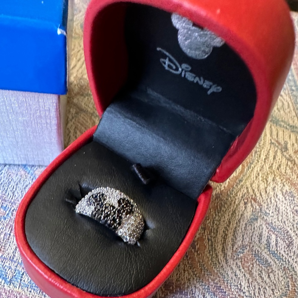 Disney sterling and cubic zirconia Mickey ring